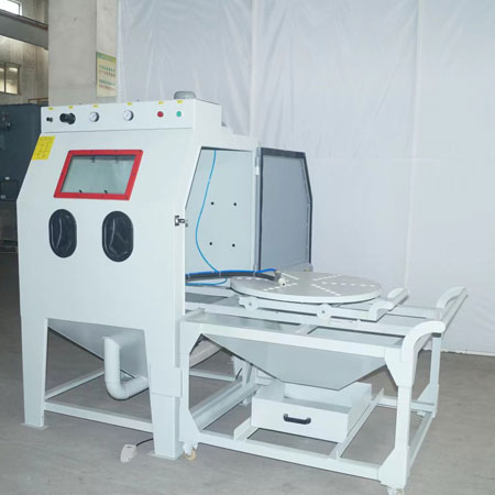 高效能與環(huán)保兼得，濕式噴砂機助力塑料行業(yè)